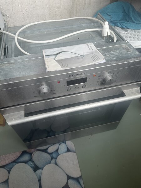 Cuptor Electrolux electric,